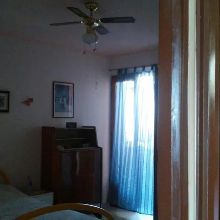 Casa Marina 로칼루메라